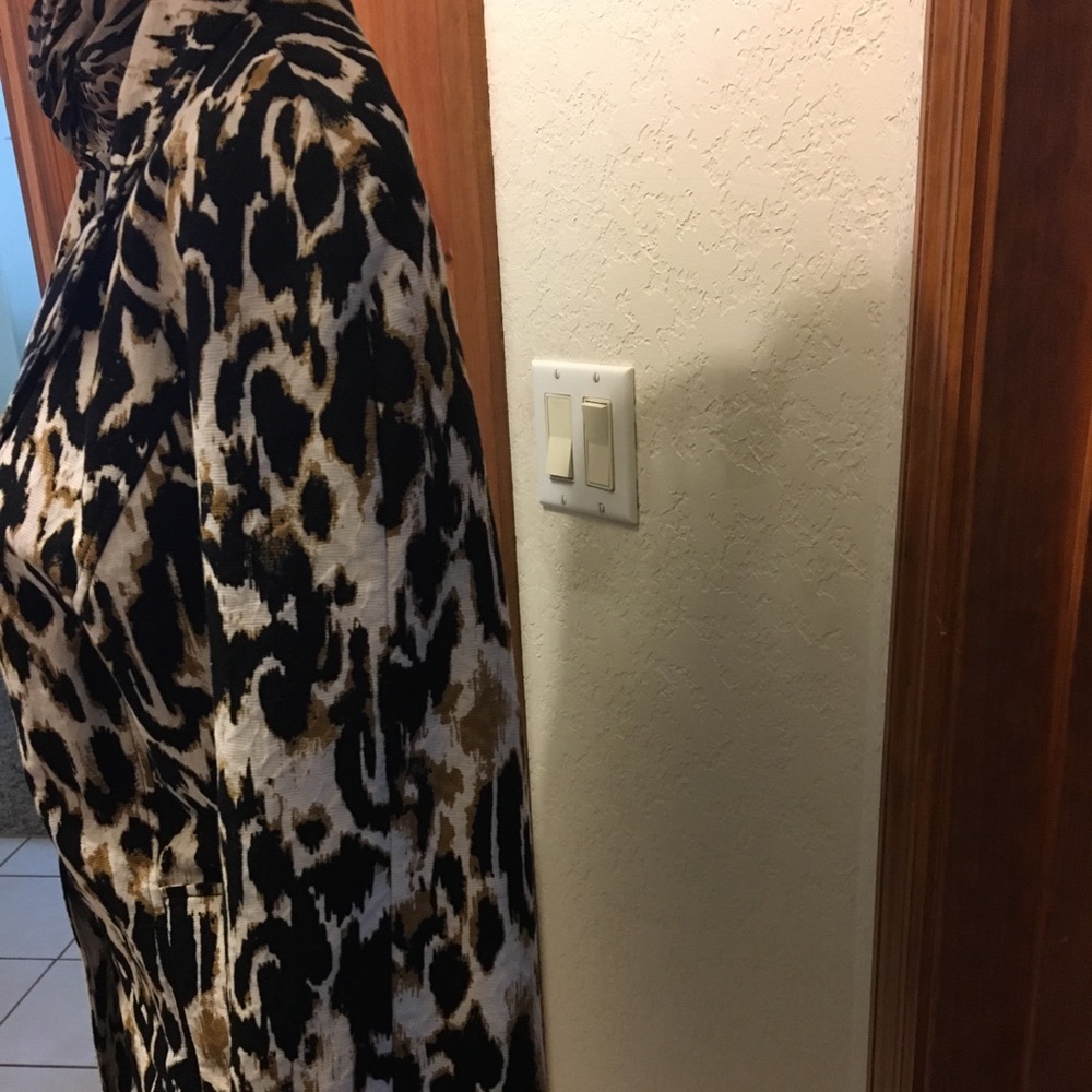 Animal Print Jacket - Picture 2 of 3